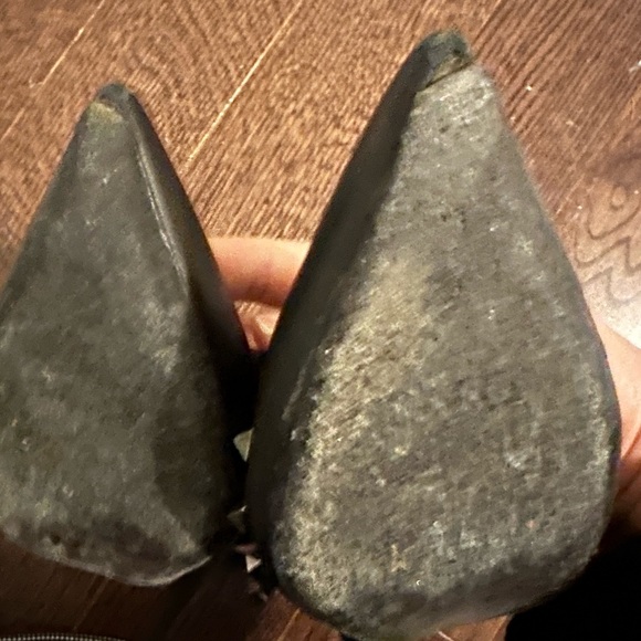 Valentino Garavani Rockstud t-strap - Picture 11 of 16